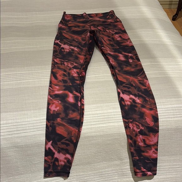 Lululemon leggings like new - Picture 1 of 2